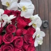 CAJA DE ROSAS Y ORQUIDEAS